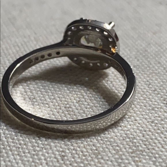 CZ solitaire ring - Picture 5 of 8